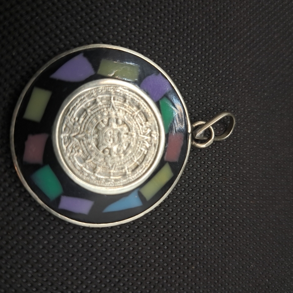 Vintage Aztec Mayan Calendar Inlay Pendant - Picture 7 of 8